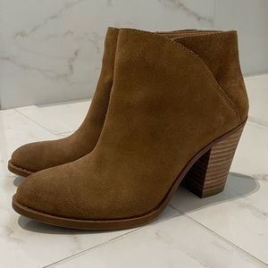 Lucky Brand Ankle Boots, Size 7, Light Brown/Carmel color